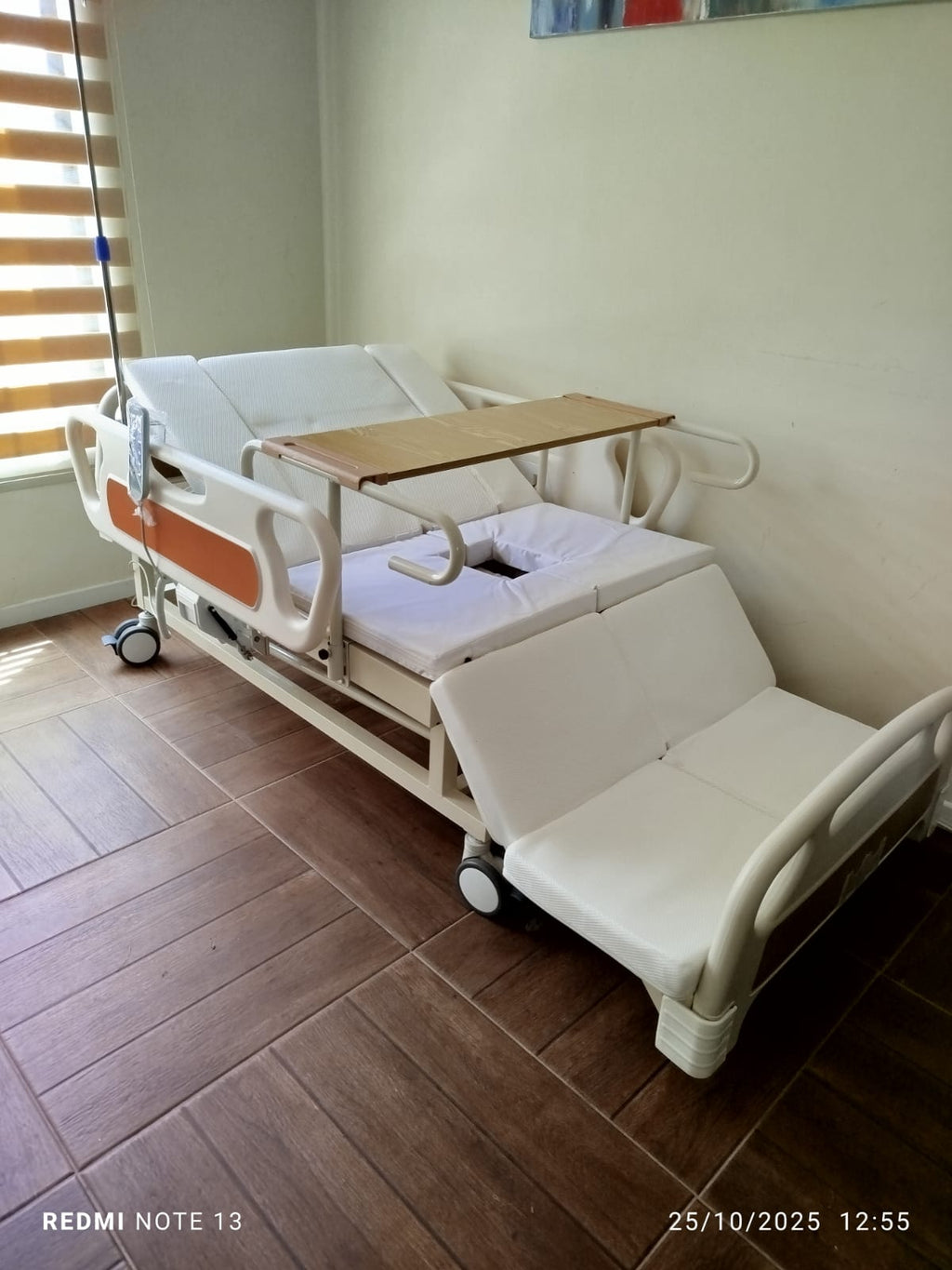 Catre Clínico Electrónico Multifuncional Alba Medical